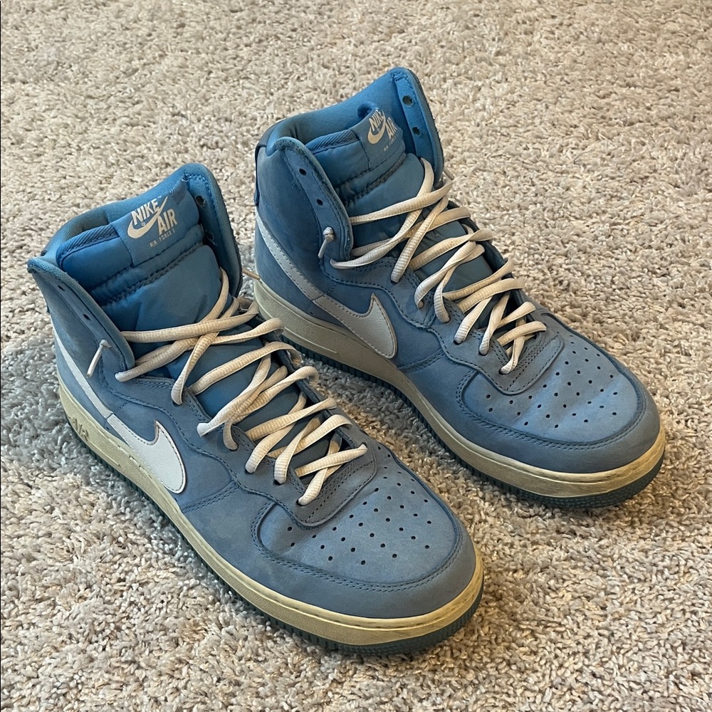 Nike Air Force 1 Carolina Blue Men’s Size 10.5